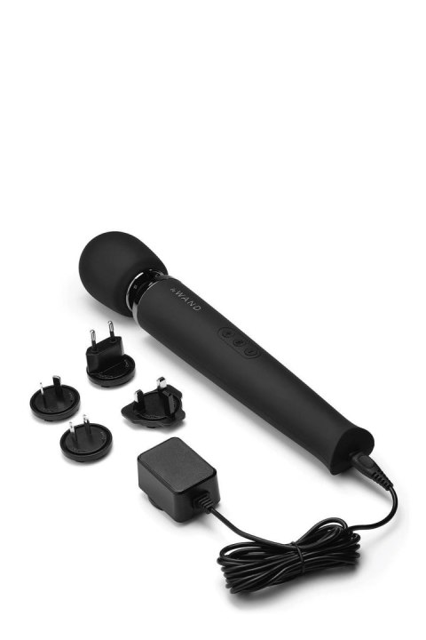 LE WAND MATTE BLACK RECHARGEABLE MASSAGER LE WAND MATTE BLACK RECHARGEABLE MASSAGER