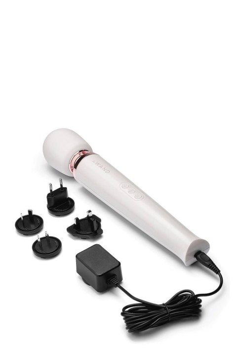 LE WAND PEARL WHITE RECHARGEABLE MASSAGER LE WAND PEARL WHITE RECHARGEABLE MASSAGER
