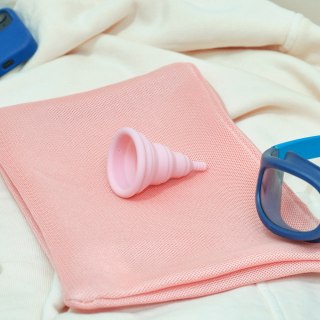 Intimina Kubeczek Menstruacyjny Lily Cup Compact A Intimina