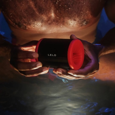 LELO F2S Red – Trenażer Wytrzymałości i Masturbator z AI | Męski Wellness