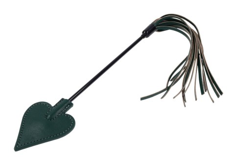 Zbliżenie na innowacyjną końcówkę Dual Impact łączącą szpicrutę z rzemykami