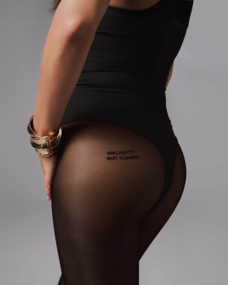 Obsessive Patrise Classy Rajstopy – Napis "Naughty but Classy" S/M